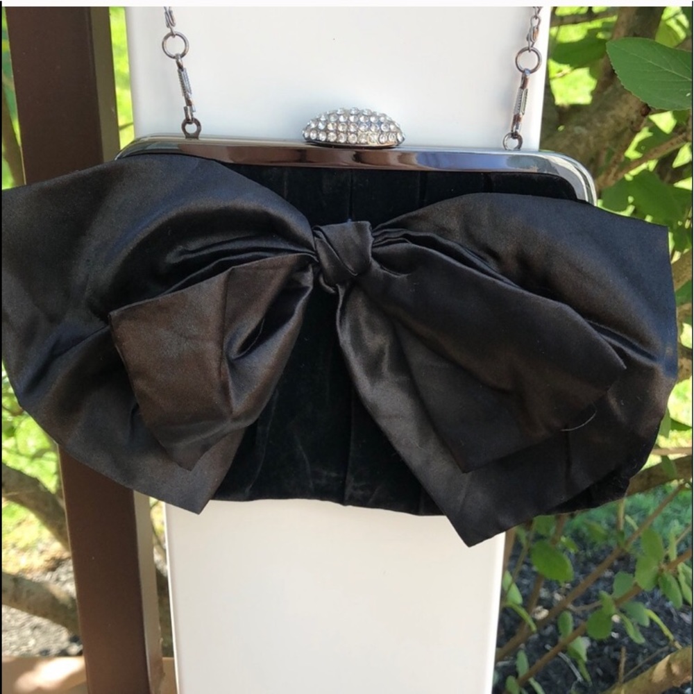 NWOT Neiman Marcus velvet bow clutch